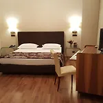호텔 Traiano