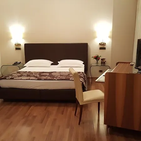 Отель Traiano